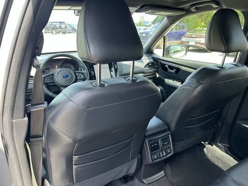 Certified 2025 Subaru Forester Touring AWD/4WD image 38
