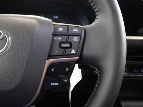 New 2026 Toyota Crown Platinum image 18