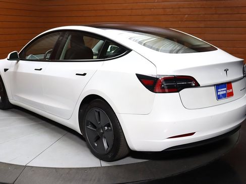 Used 2021 Tesla Model 3 Long Range image 14
