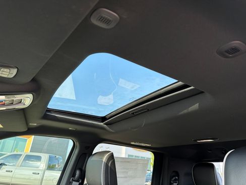 New 2026 RAM 3500 Limited AWD/4WD image 17