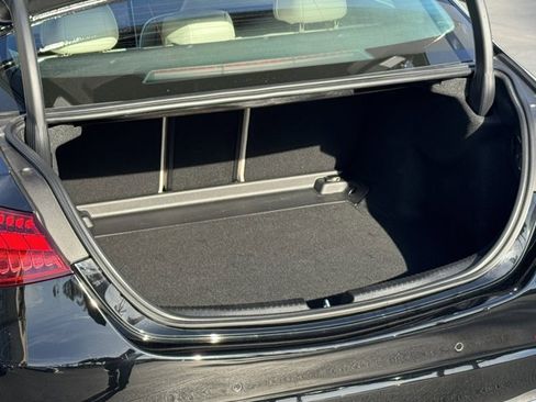 Used 2025 Mercedes-Benz C 300 Sedan image 14