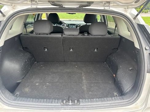 Used 2019 Kia Niro LX FWD image 11