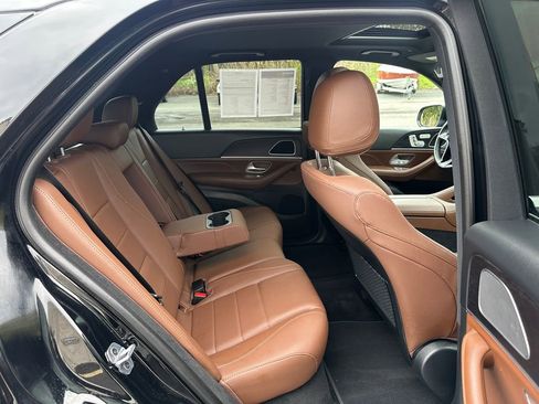 Used 2024 Mercedes-Benz GLE 350 4MATIC image 29