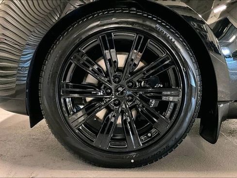 New 2026 Land Rover Range Rover SE image 10