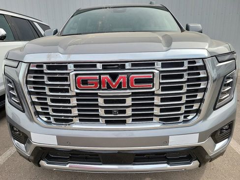 New 2026 GMC Yukon XL Denali image 6
