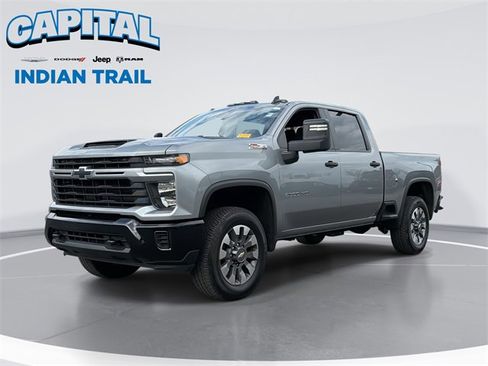 Used 2024 Chevrolet Silverado 2500 Custom w/ Custom Value Package image 1