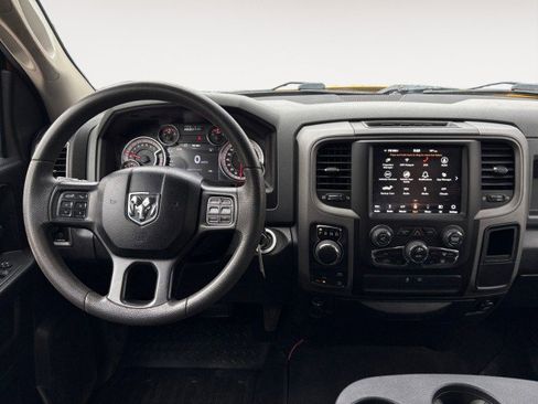 Used 2019 RAM 1500 Express w/ Wheel & Sound Group AWD/4WD image 2