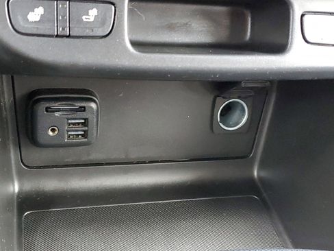 Used 2021 Chevrolet Colorado Z71 w/ Safety Package image 30