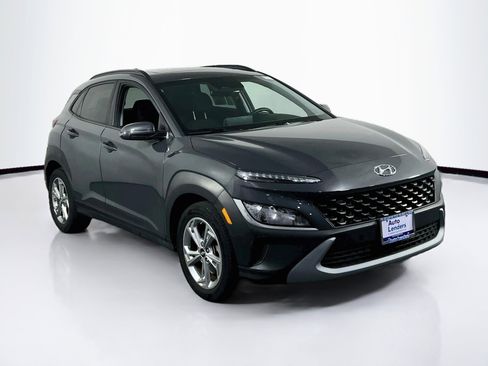 Used 2023 Hyundai Kona SEL w/ Convenience Package AWD/4WD image 3
