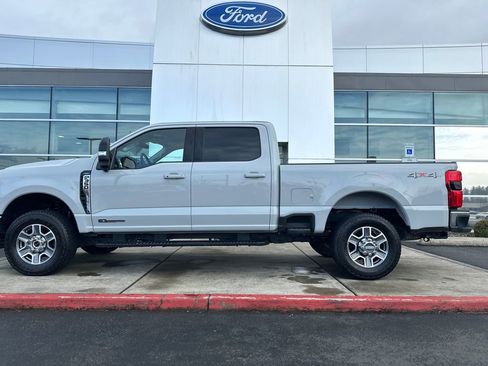 Used 2025 Ford F350 Lariat w/ Camper Package AWD/4WD image 1