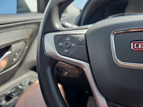 Used 2024 GMC Terrain SLE w/ Driver Convenience Package AWD/4WD image 20