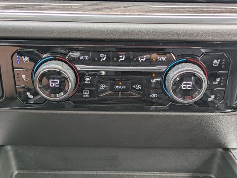 Used 2024 Chevrolet Silverado 1500 LTZ w/ Technology Package image 26