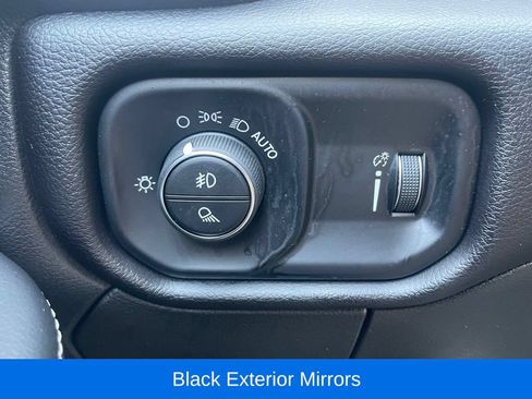 Certified 2025 RAM 2500 Big Horn AWD/4WD image 23