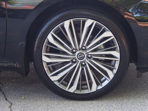 Used 2023 Nissan Altima 2.5 SL AWD/4WD image 9