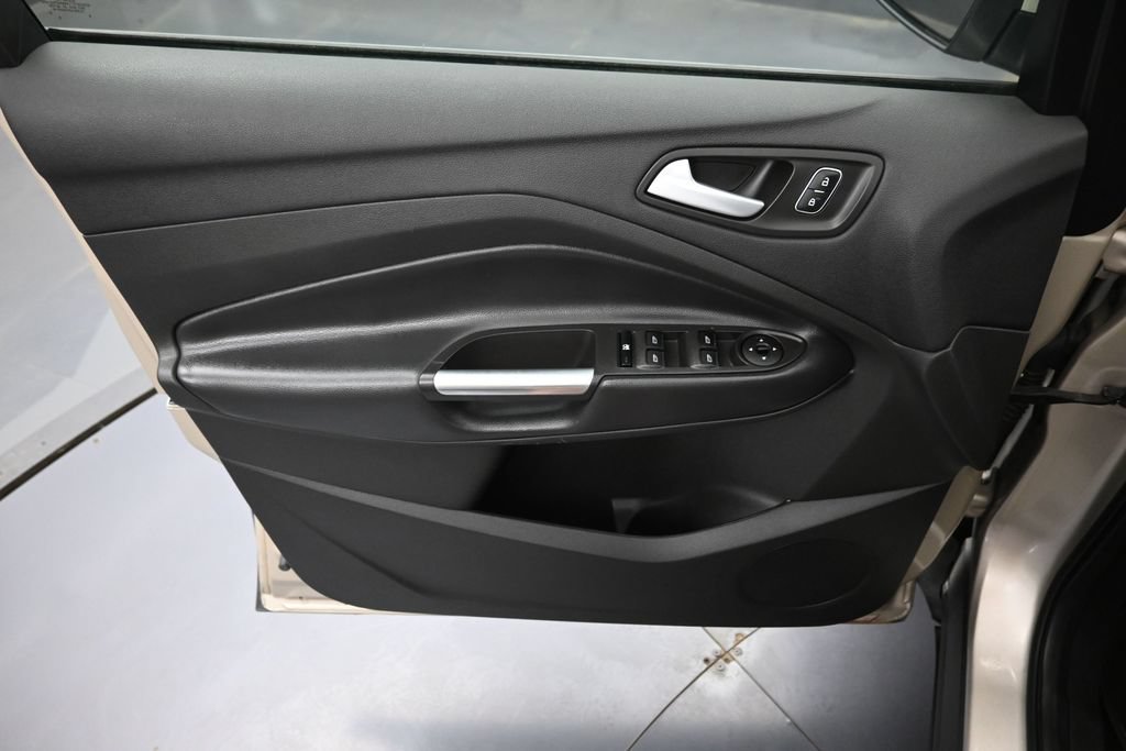 Used 2018 Ford Escape SE AWD/4WD image 23