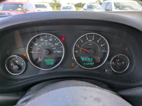 Used 2018 Jeep Wrangler Unlimited Sport S image 21