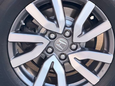 Used 2022 Honda Pilot EX-L image 7