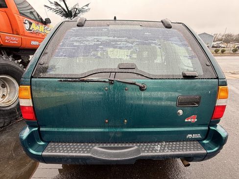 Used 1998 Isuzu Rodeo LS image 5