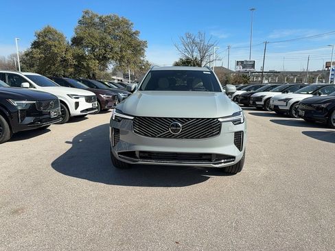 New 2026 Volvo XC90 T8 Ultra image 8