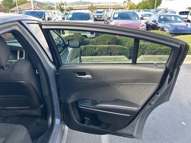 Used 2019 Dodge Charger Scat Pack RWD image 14