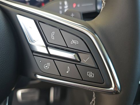 Used 2025 Buick Envision Sport Touring AWD/4WD image 27