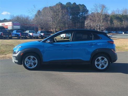 Used 2023 Hyundai Kona SEL image 10