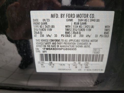 Used 2023 Ford Explorer XLT w/ Equipment Group 202A image 28