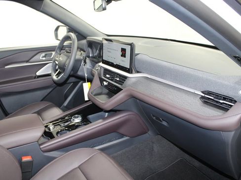 New 2026 Ford Explorer Platinum RWD image 29