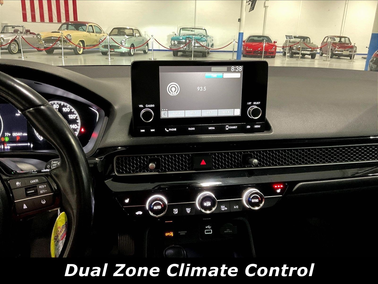 Used 2022 Honda Civic EX image 5