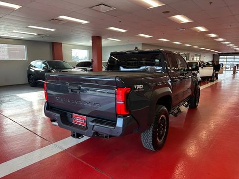 Certified 2025 Toyota Tacoma TRD Off-Road w/ TRD Off Road Premium Package image 4