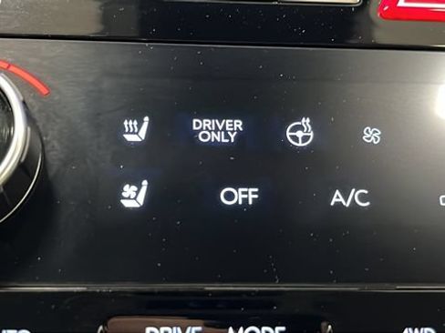 Used 2025 Hyundai Santa Fe Calligraphy AWD/4WD image 32