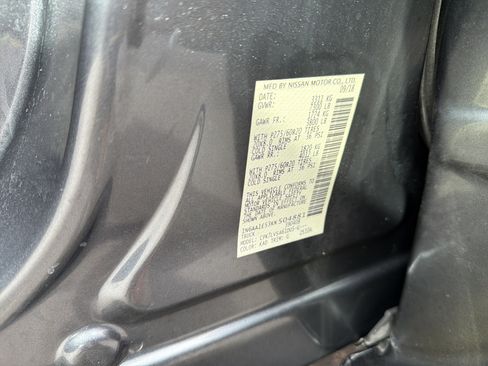 Used 2019 Nissan Titan SL w/ Midnight Edition image 19