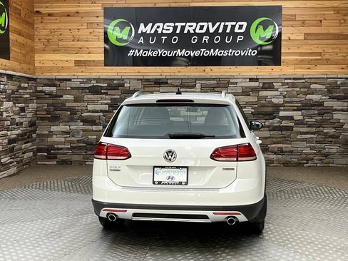 Used 2019 Volkswagen Golf Alltrack SE AWD/4WD image 29