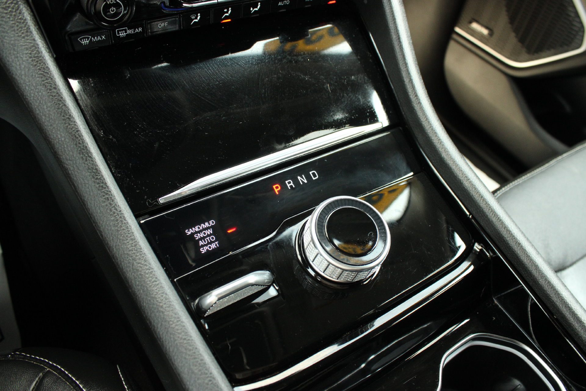 Used 2022 Jeep Grand Cherokee Limited AWD/4WD image 28