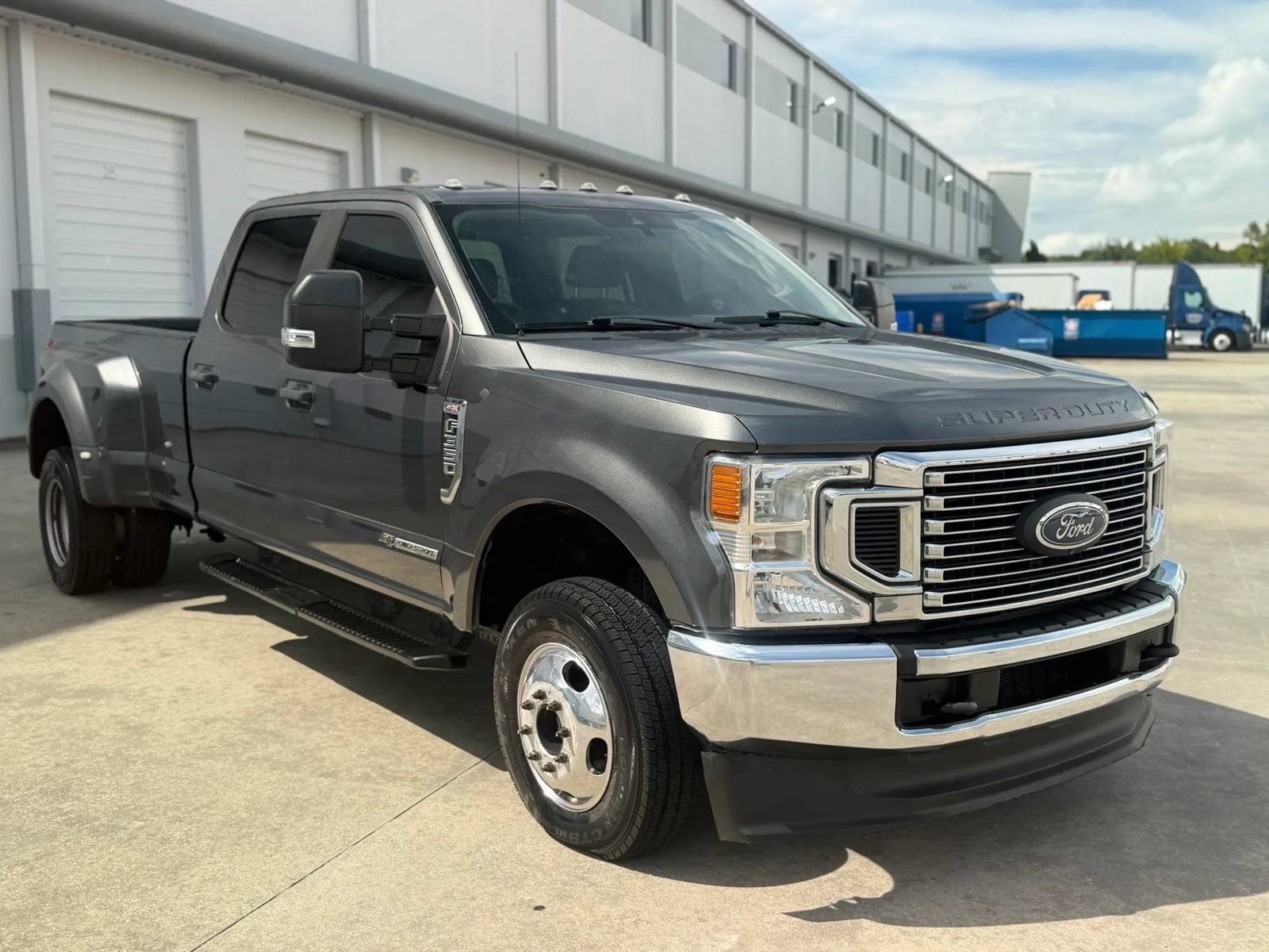 Used 2020 Ford F350 XL w/ STX Appearance Package AWD/4WD image 4