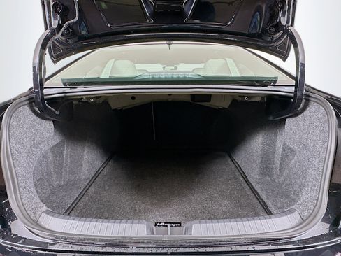 Used 2025 Volkswagen Jetta SE image 27