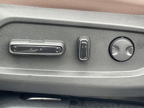 New 2025 Honda Pilot Elite image 14