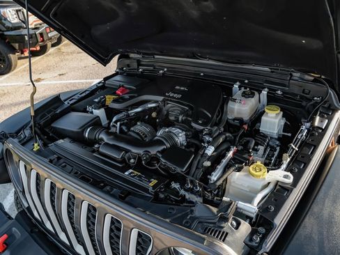 Used 2021 Jeep Gladiator Mojave image 49