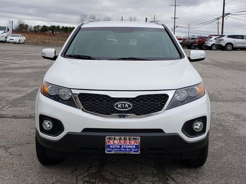 Used 2011 Kia Sorento LX w/ Convenience Pkg image 9