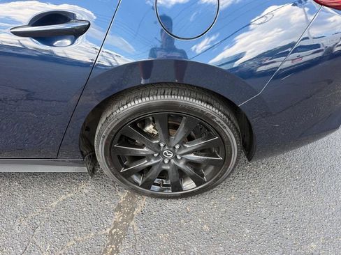 Used 2024 MAZDA MAZDA3 s FWD image 11
