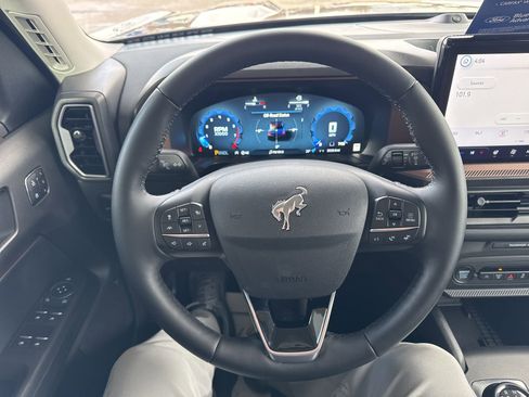 Certified 2025 Ford Bronco Sport Outer Banks w/ Outer Banks Tech Package+ image 27