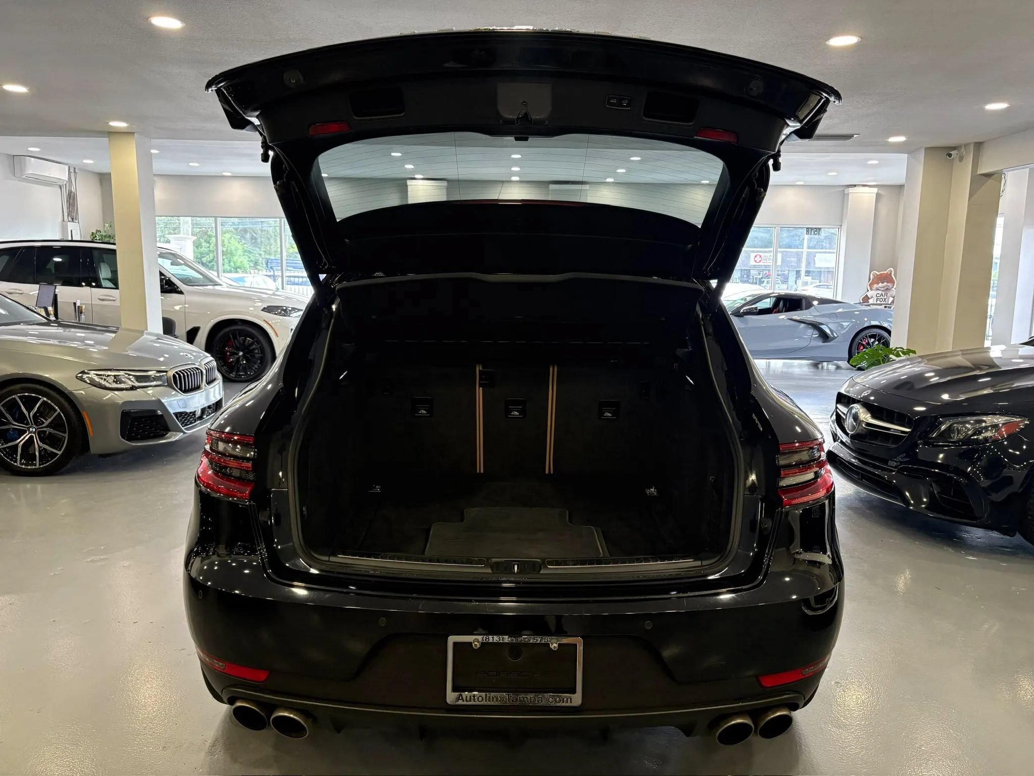 Used 2018 Porsche Macan S AWD/4WD image 45
