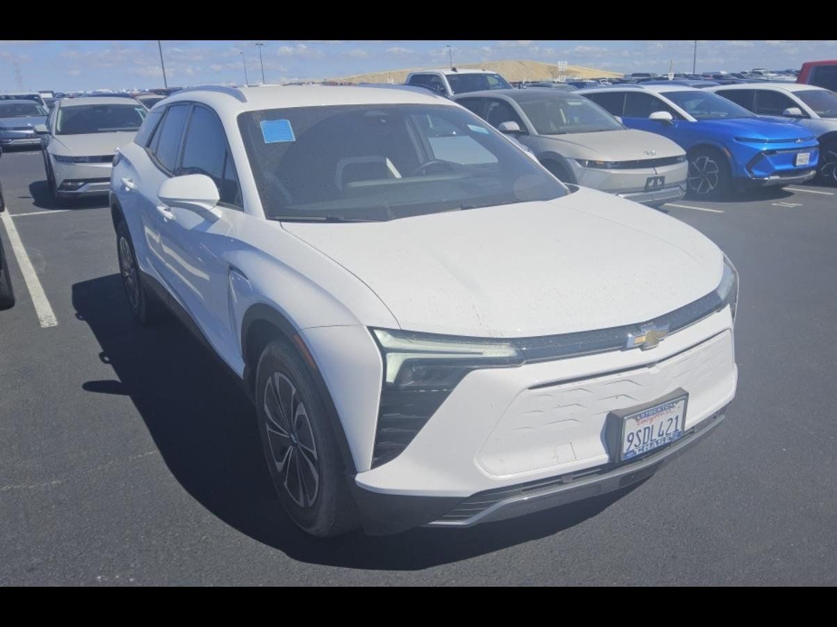 Used 2024 Chevrolet Blazer EV LT AWD/4WD image 14
