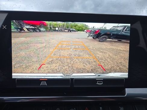 Used 2026 GMC Sierra 1500 SLE w/ LPO, GMC Protection Package image 36