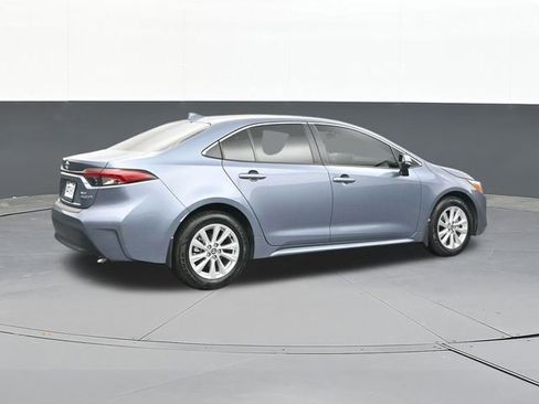 Used 2024 Toyota Corolla XLE image 15