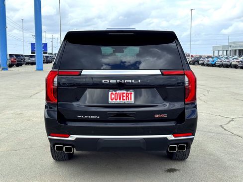 Used 2025 GMC Yukon XL Denali image 7