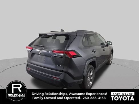 Used 2024 Toyota RAV4 XLE FWD image 6