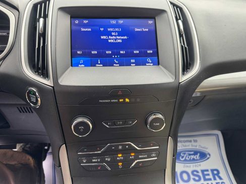 Used 2020 Ford Edge SEL w/ Convenience Package FWD image 4