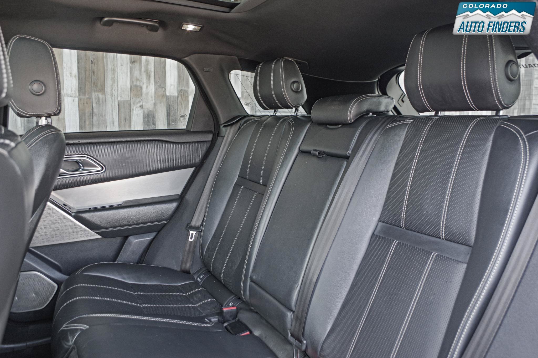 Used 2019 Land Rover Range Rover Velar R-Dynamic SE AWD/4WD image 24