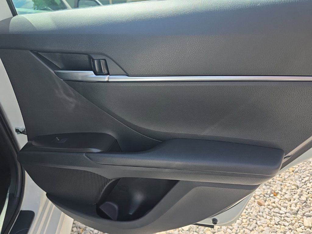 Certified 2024 Toyota Camry SE AWD/4WD image 16